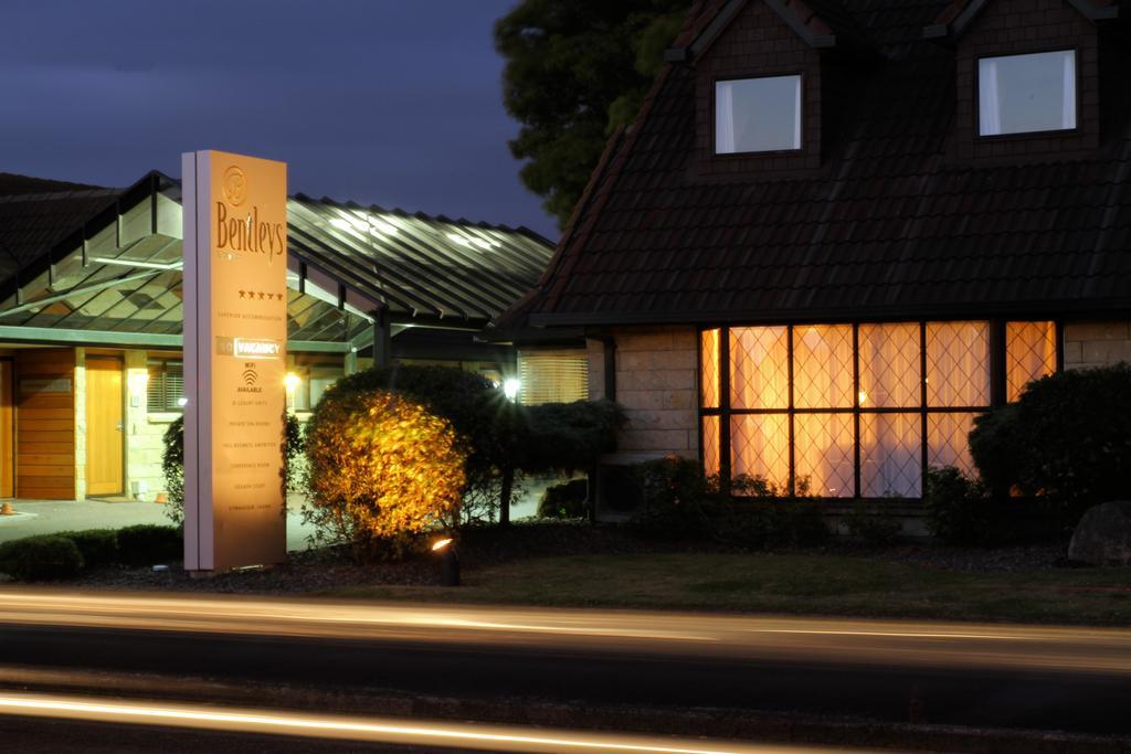 Bentleys Motor Inn Palmerston North Exterior foto